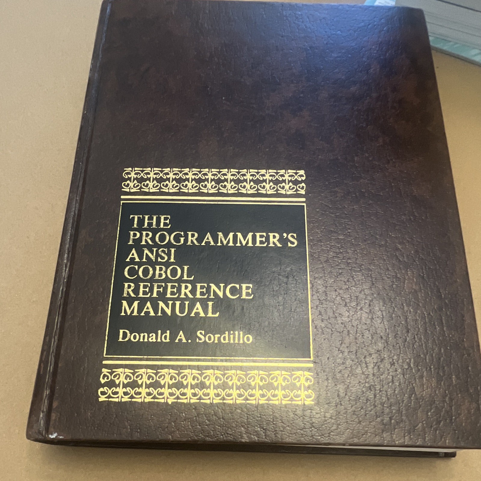 Donald A. Sordillo The Programmer\'s ANSI COBOL Reference Manual HC 1978 ExLib Donald A. Sordillo The Programmer\'s ANSI COBOL Reference Manual HC 1978 ExLib