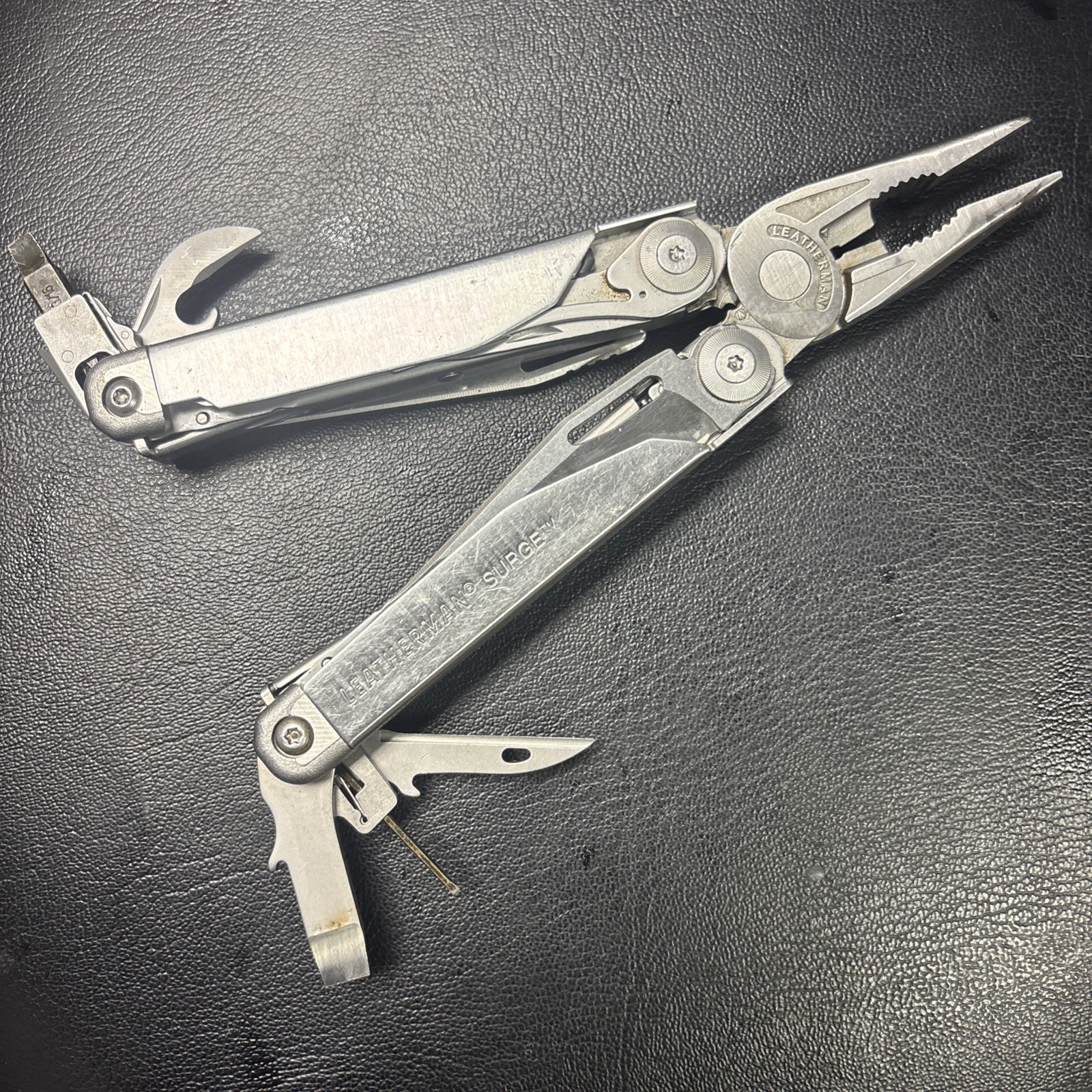 Leatherman Surge 1st Gen Silver Heavy Duty Multitool USA