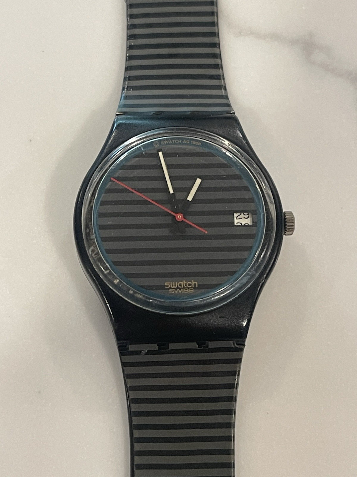 Vintage Swatch Swiss 1988 Black Gray Line Men's Watch 34MM - New Battery