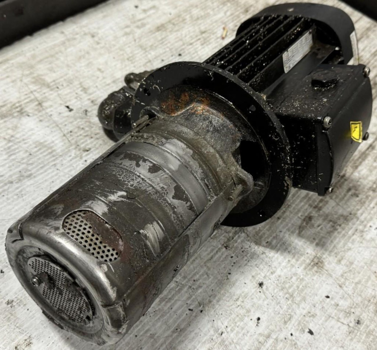 Grundfos MTH2-60/4-A-W-A-AUUV Pump Surplus removed working 109