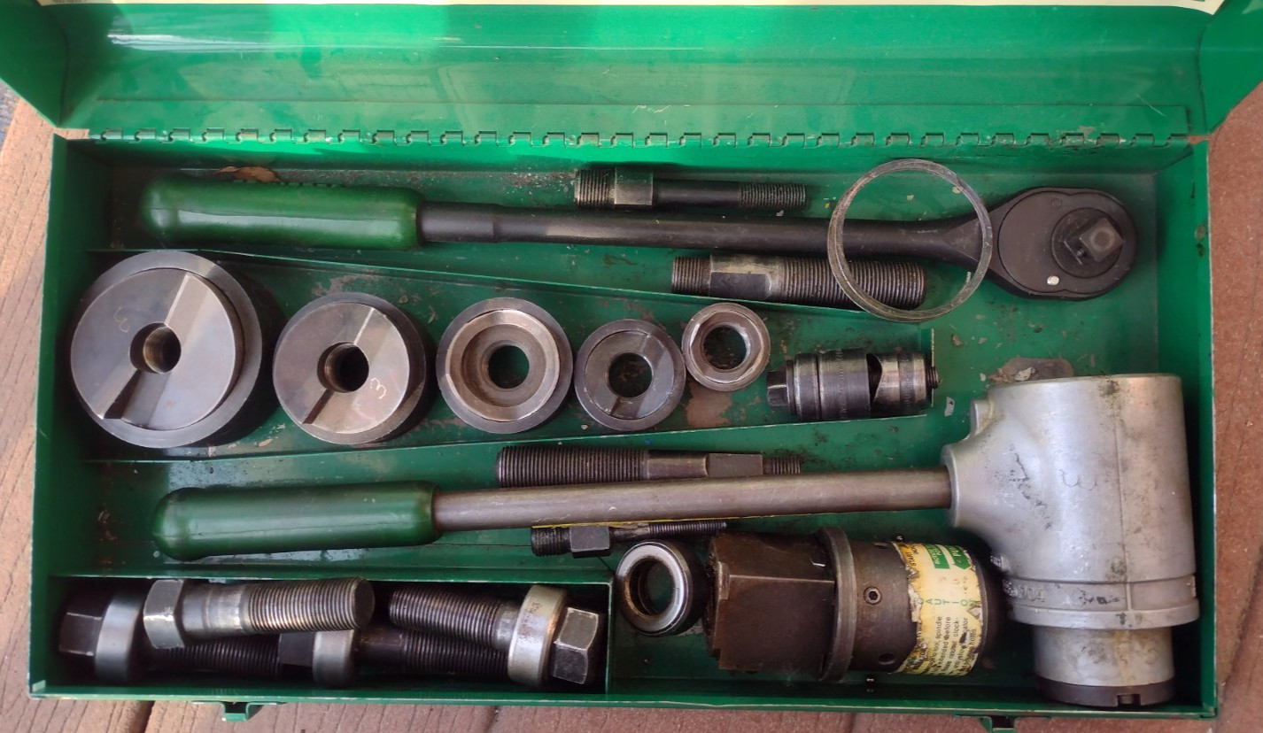 GREENLEE 1904 1906 Ratchet Knockout Driver 1/2