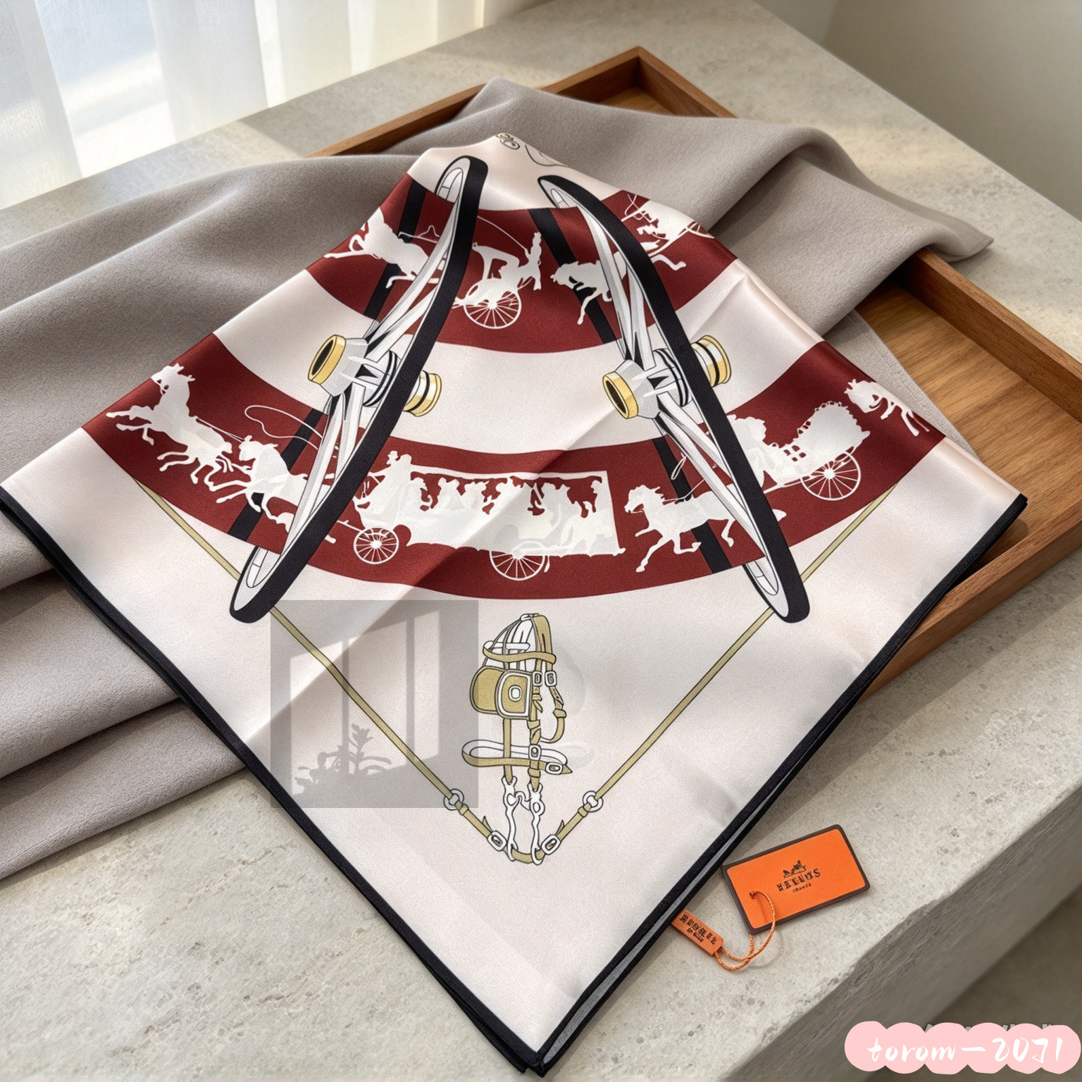 Hermès Vintage Carriage Wheel Print Women Neck Head Wrap 35*35in Hermès Vintage Carriage Wheel Print Women Neck Head Wrap 35*35in