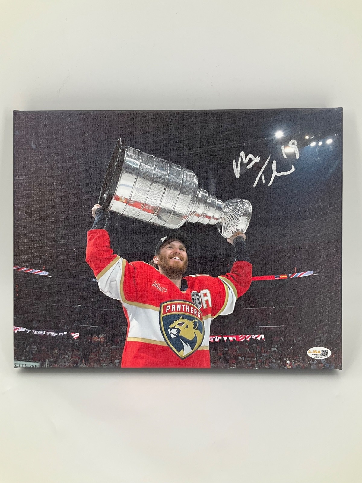 MATTHEW TKACHUK FLORIDA PANTHERS CHAMPIONS AUTOGRAPHED 11X14 CANVAS JSA COA MATTHEW TKACHUK FLORIDA PANTHERS CHAMPIONS AUTOGRAPHED 11X14 CANVAS JSA COA