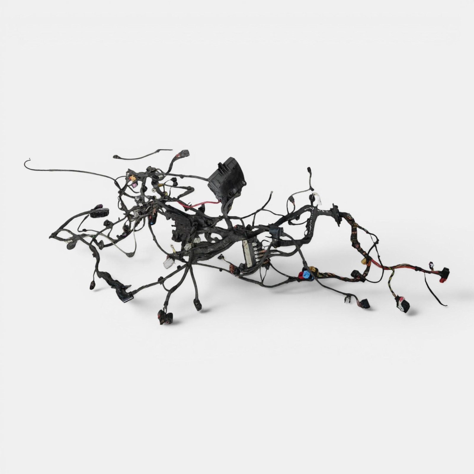 2018-2023 VOLKSWAGEN ATLAS 3.6L ENGINE BAY MAIN WIRE WIRING HARNESS FUSE BOX OEM