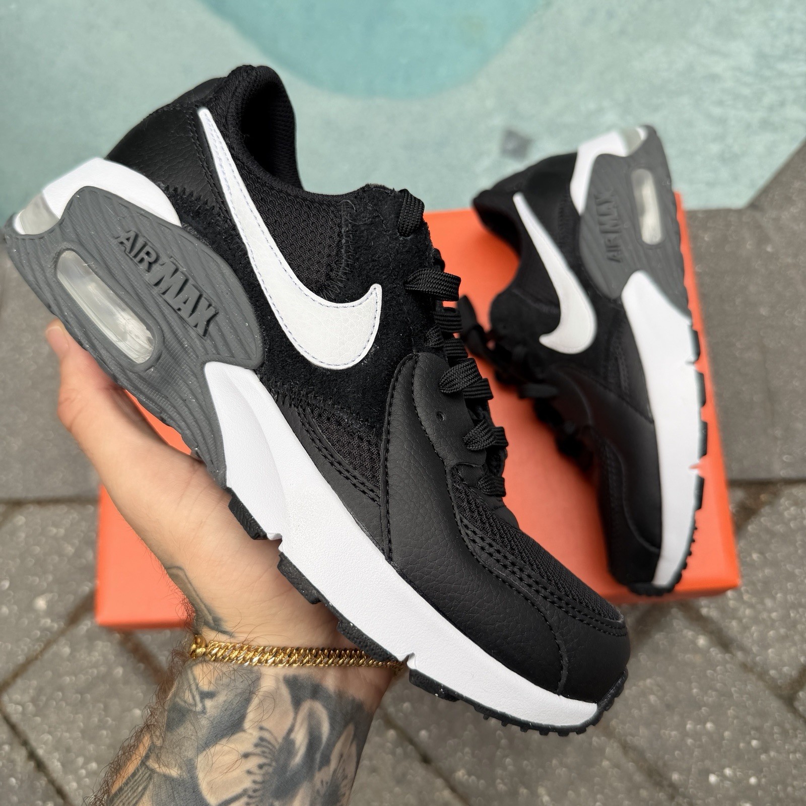 NIKE SHOES WMNS SZ 6 AIR MAX EXCEE TRAINING SNEAKERS BLACK ATHLETIC CD5432-003