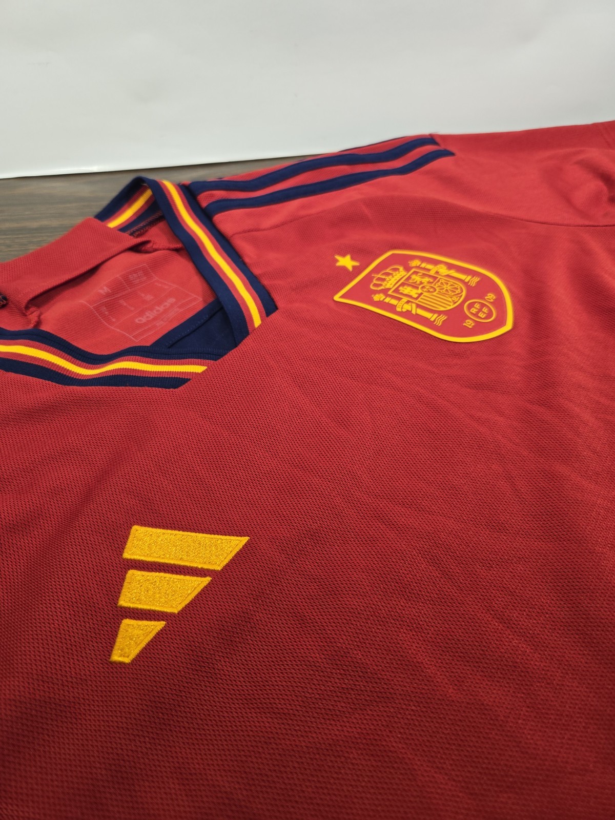 Spain World Cup Home Jersey | 2022-23 | Size Adult Medium, Excellent Condition