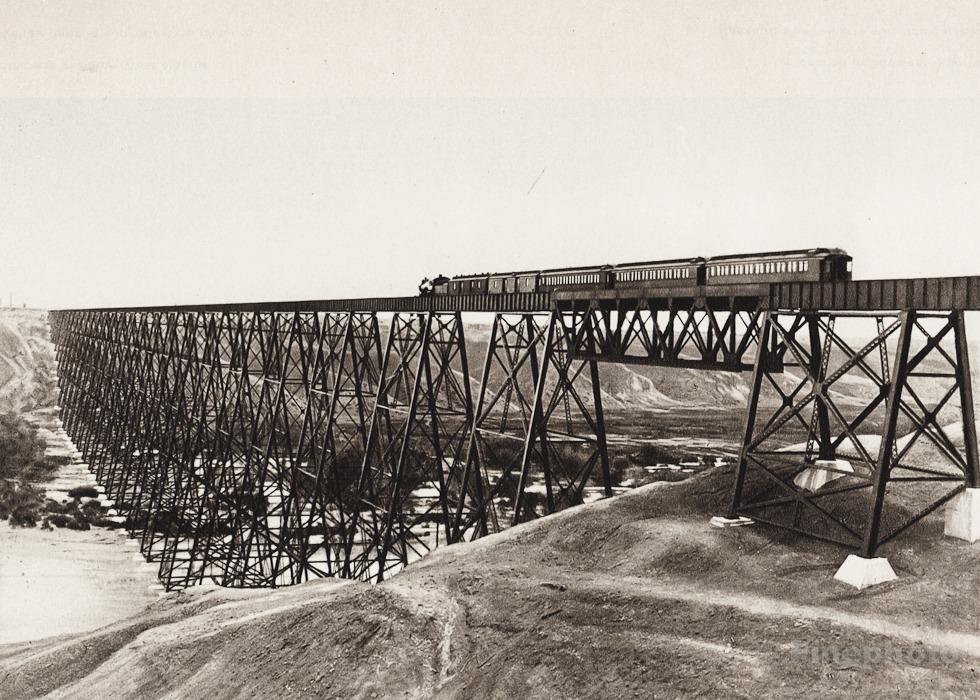 1925 Vintage CANADA Alberta LETHBRIDGE Train Railway  High Bridge Photo Gravure