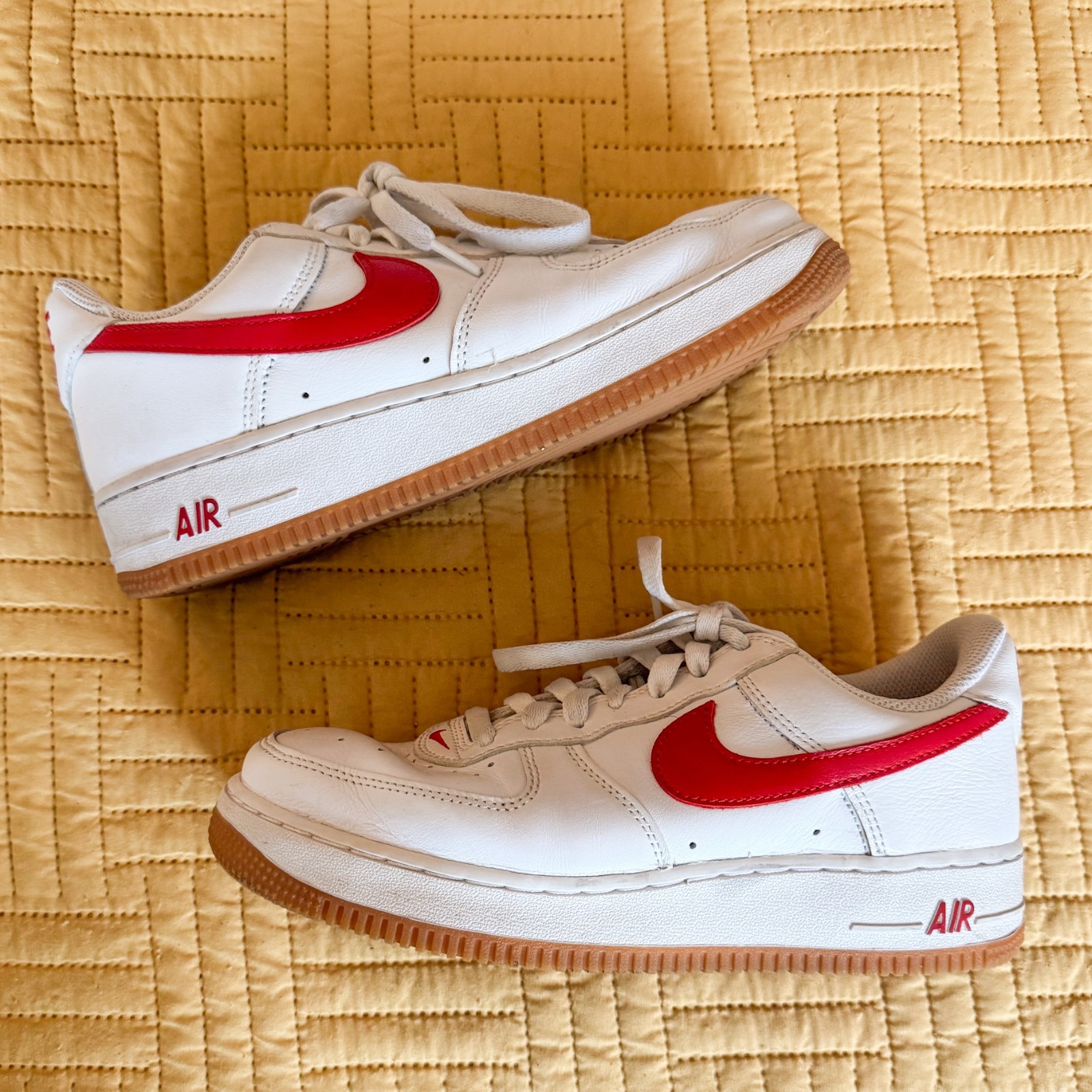 Size 7 Mens 8.5 Womens Nike Air Force 1 Anniversary Edition White University Red