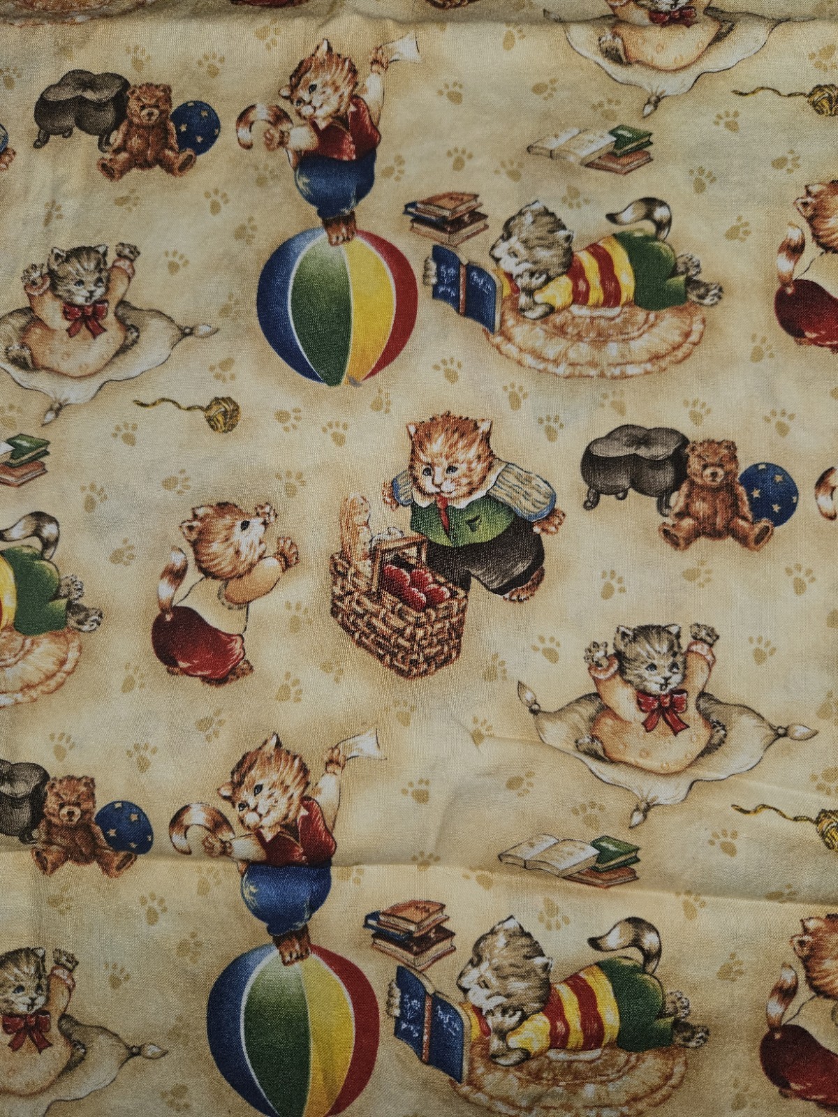 Jo-Ann OOP Cute Whimsical Retro Style Kitty Cats Cotton Fabric 1 Yard 34\