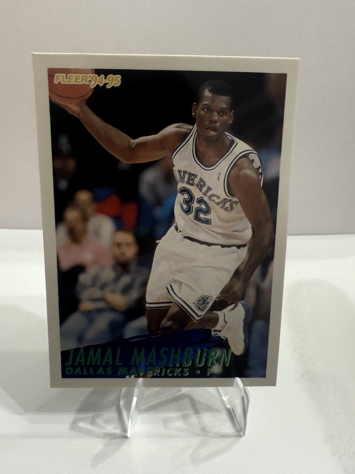 1994-95 Fleer Dallas Mavericks Basketball Card #53 Jamal Mashburn 1994-95 Fleer Dallas Mavericks Basketball Card #53 Jamal Mashburn