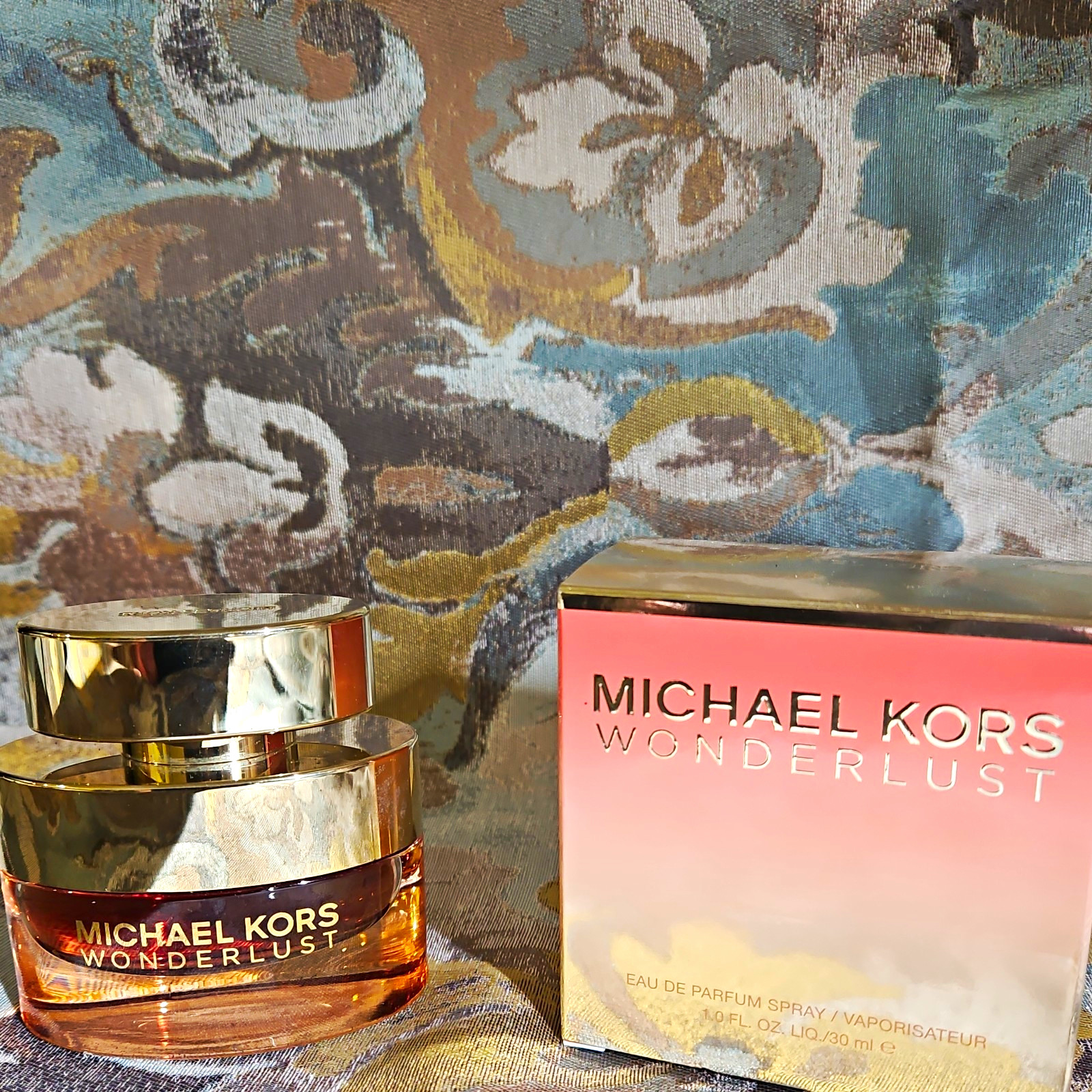 Michael Kors Wonderlust Eau de Parfum Spray 1 fl oz Regular Size