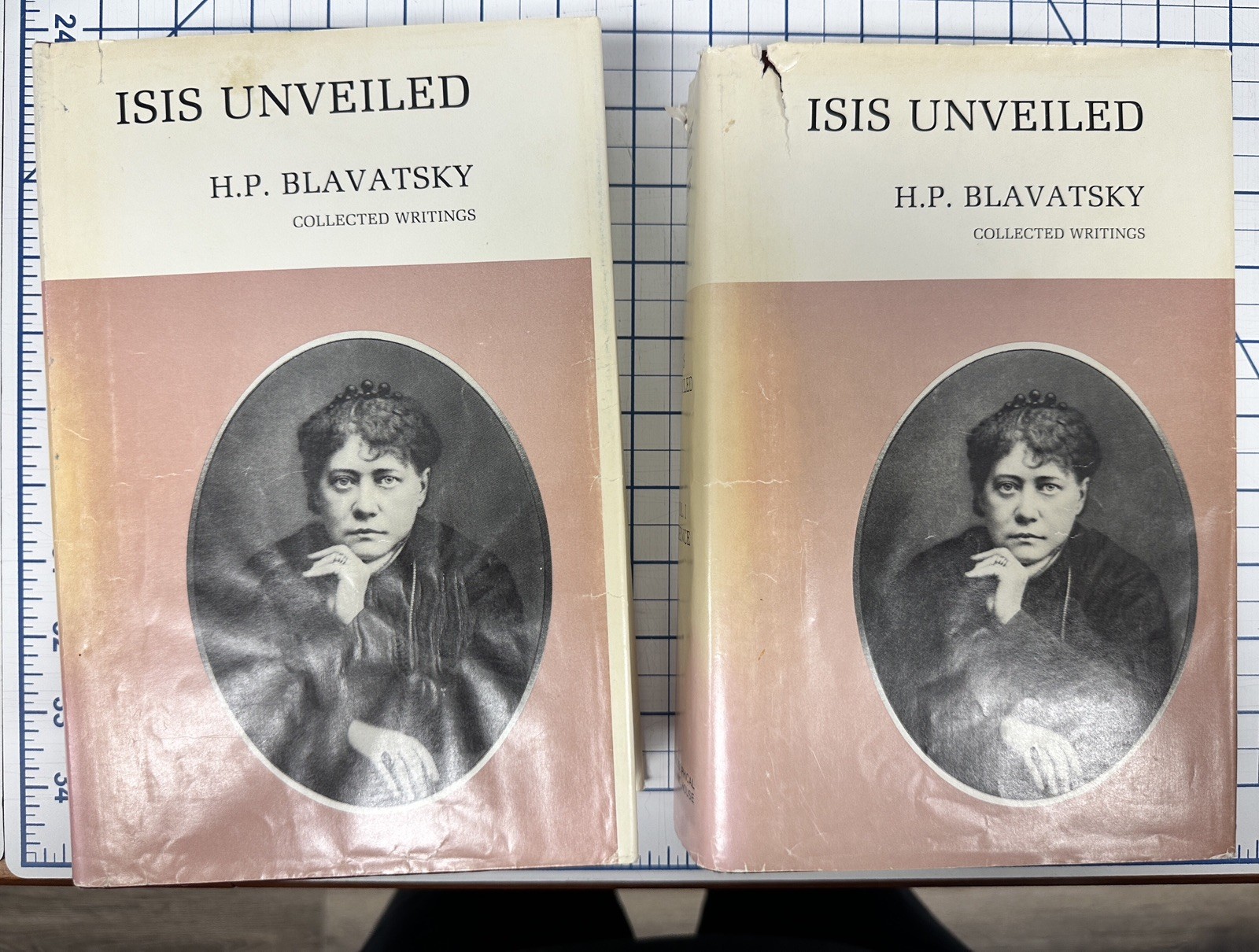 HP Blavatsky Collected Writings ISIS UNVEILED Vintage 1972 Theosophical House HC HP Blavatsky Collected Writings ISIS UNVEILED Vintage 1972 Theosophical House HC