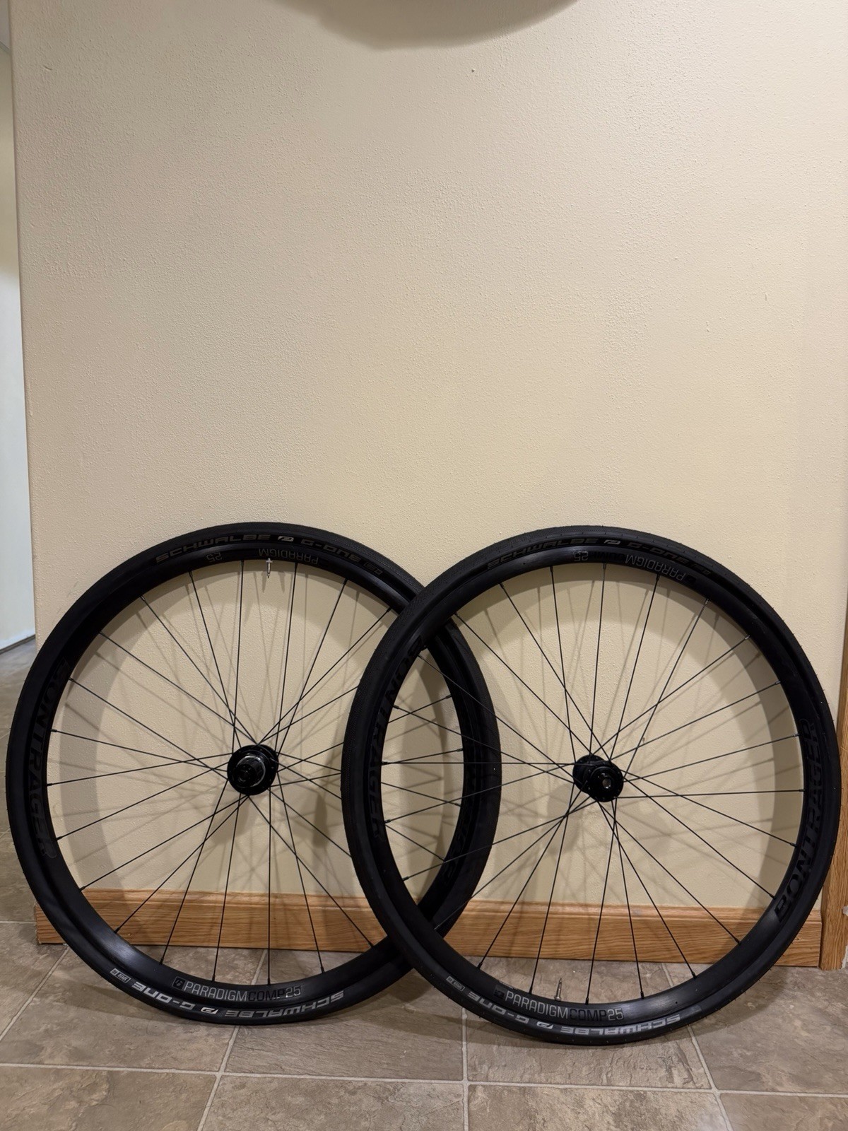 Bontrager Paradigm Comp 25 Road Gravel Bike Wheelset With Schwalbe Tires Bontrager Paradigm Comp 25 Road Gravel Bike Wheelset With Schwalbe Tires