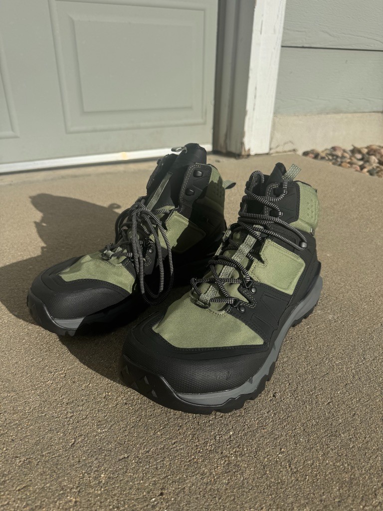 Altra Tushar Boot Mens Size 13 Green Black Waterproof Hiking Boots eVent