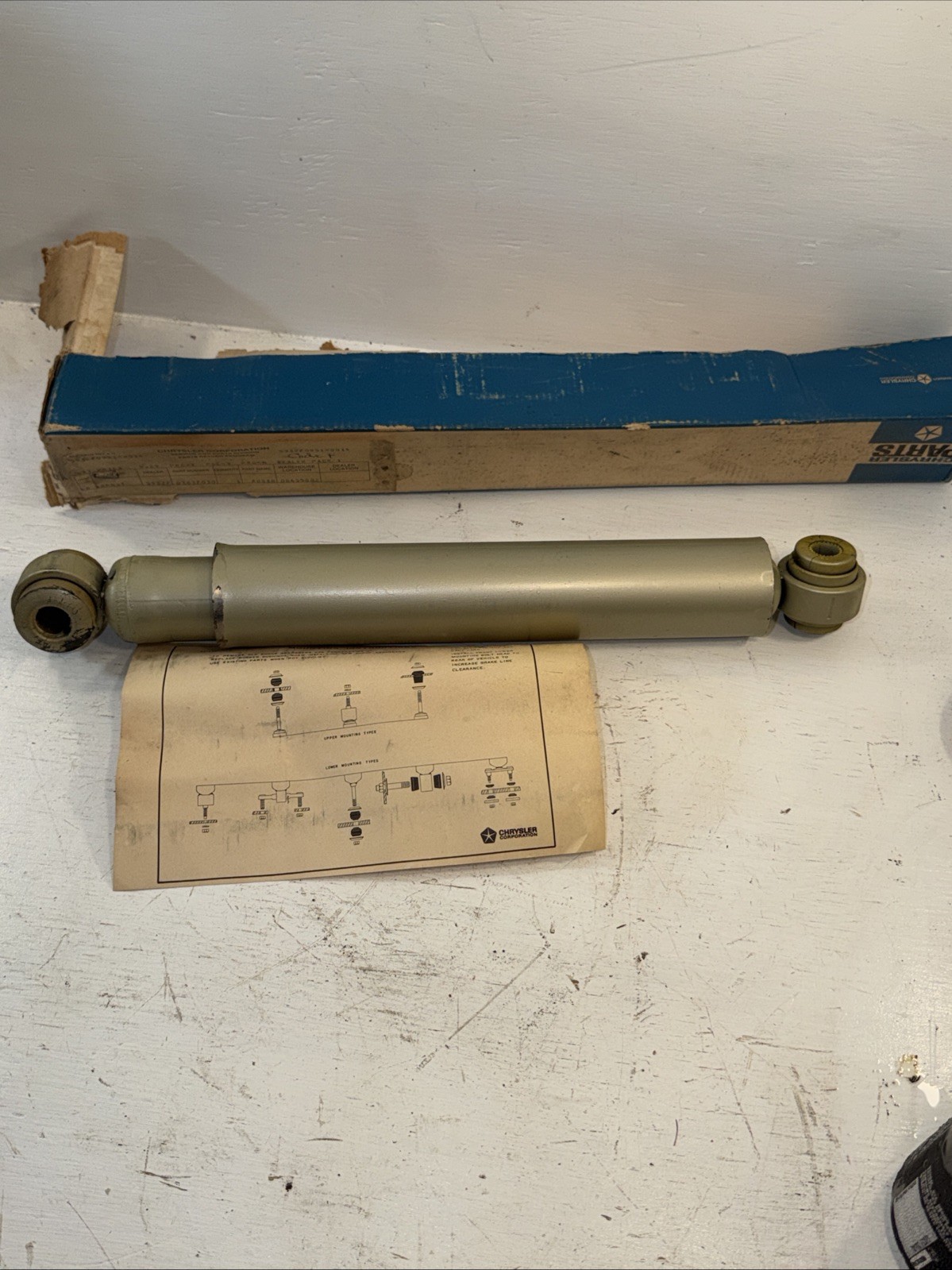 NOS OEM 03837030 MoPar 1972 -77 Dodge Truck D200 W100 W200 rear SHOCK ABSORBER NOS OEM 03837030 MoPar 1972 -77 Dodge Truck D200 W100 W200 rear SHOCK ABSORBER