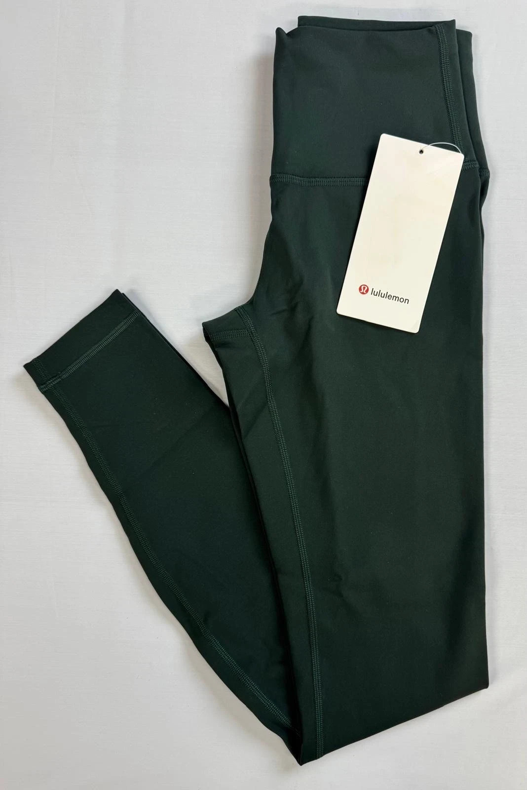 NEW lululemon Wunder Train High-Rise Tight 28\