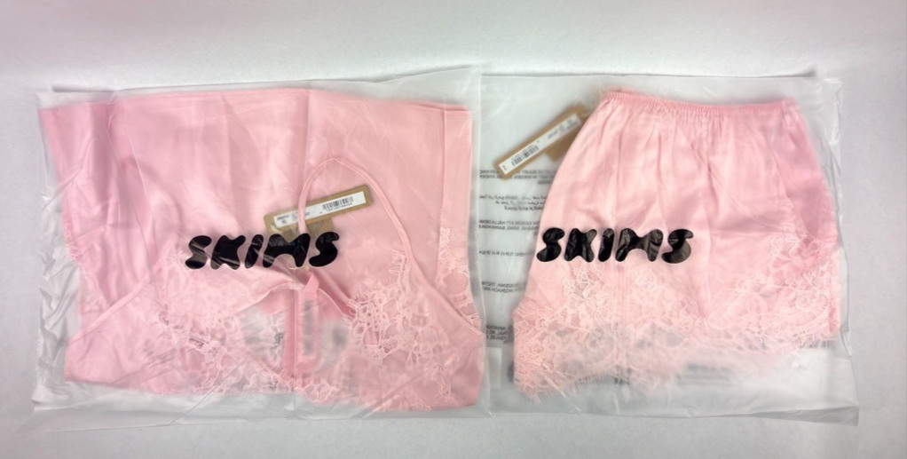 SKIMS Silk Lace Cami Shorts Set Peony Tonal Pink Size Small S NWT Factory Sealed