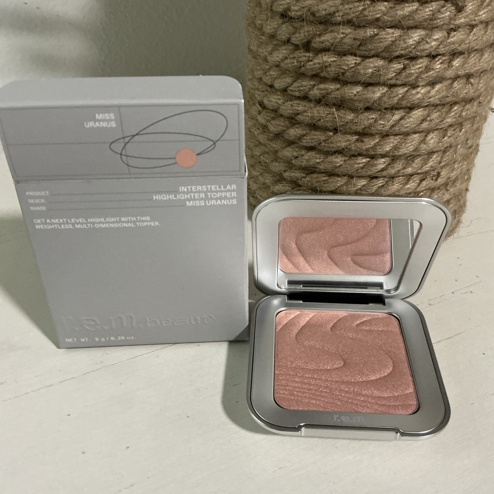 R.E.M. Rem Beauty Interstellar Highlighter Topper - Miss Uranus - NEW IN BOX R.E.M. Rem Beauty Interstellar Highlighter Topper - Miss Uranus - NEW IN BOX