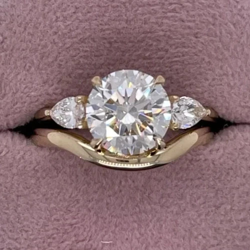 5.20 Ct Round Cut  Lab Created  Diamond Wedding Ring 14K Yellow Gold