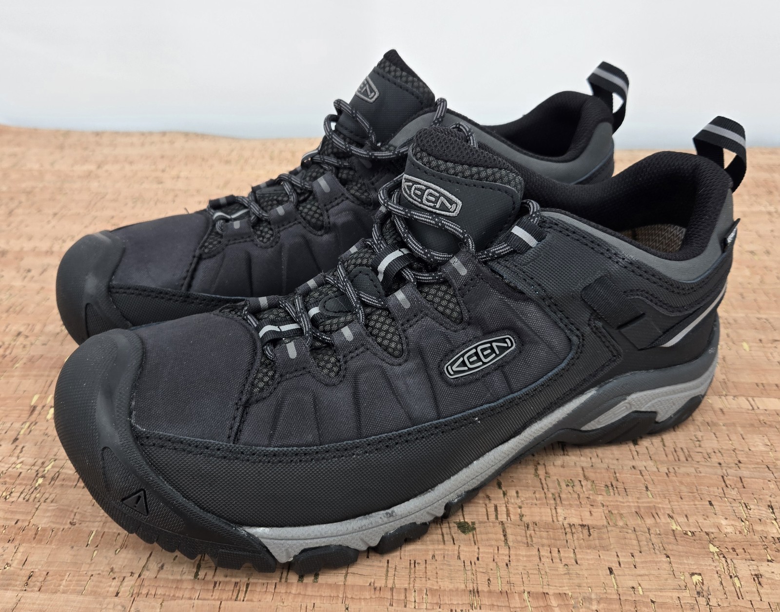 Keen Targhee Exp Wp Mens 11 Black Steel Grey Waterproof 