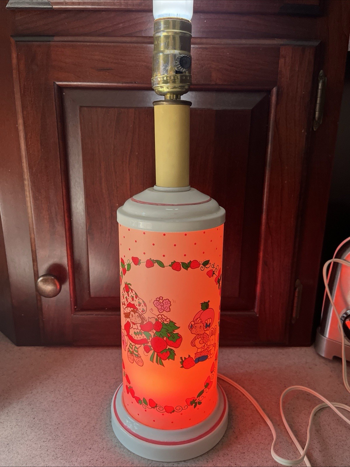RARE VTG Strawberry Shortcake Lamp Glow Light Nightlight 1980s Works 3 Settings RARE VTG Strawberry Shortcake Lamp Glow Light Nightlight 1980s Works 3 Settings