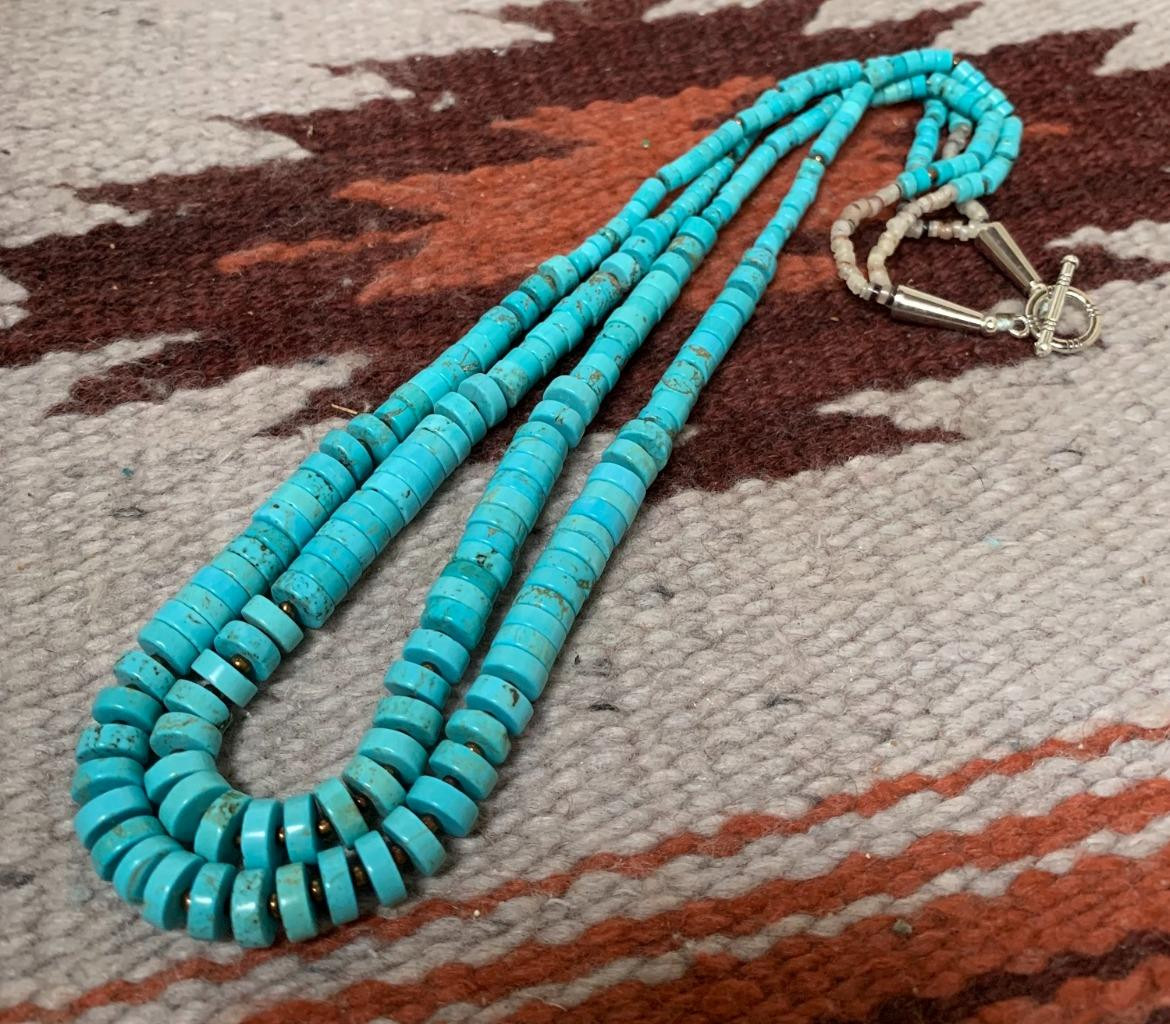 Gorgeous multi-strands graduate size turquoise heishi necklace/20\