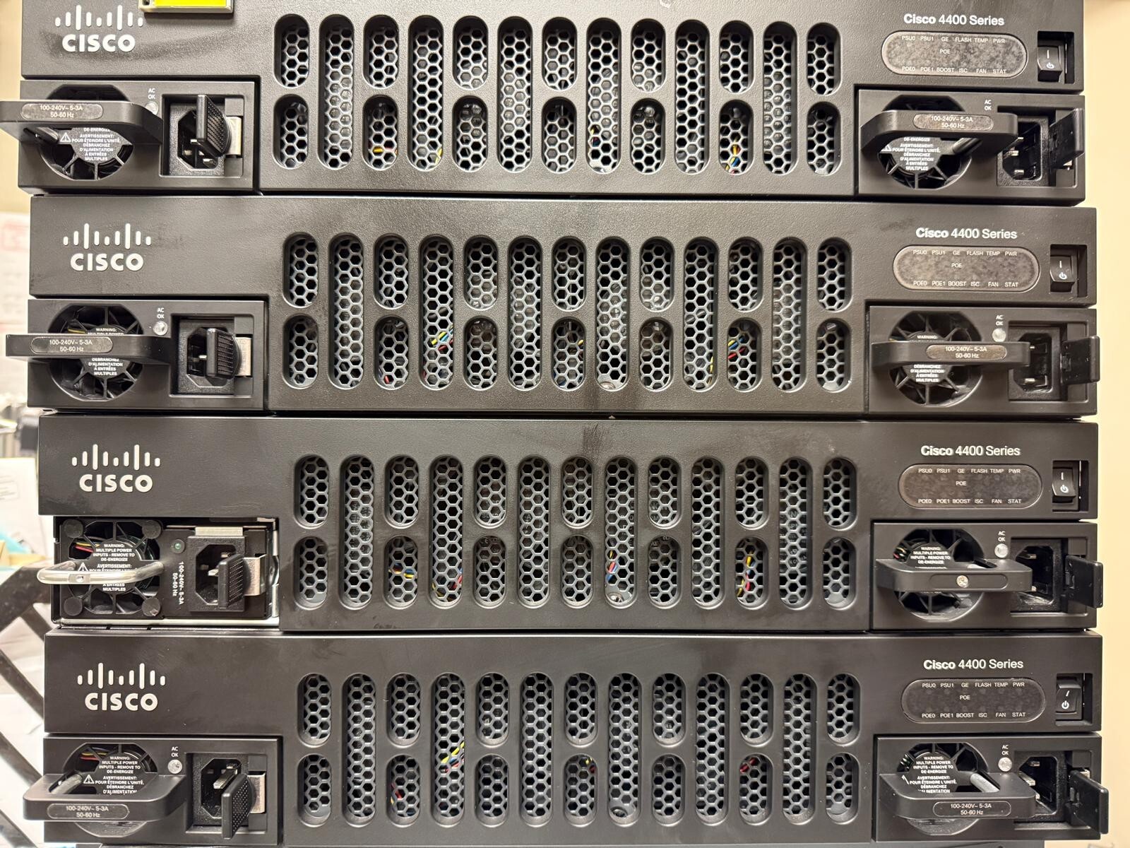 Cisco ISR4451-X-K9  Permanent  VOICE, SECURITY,  APPX HSEC Throughput License@