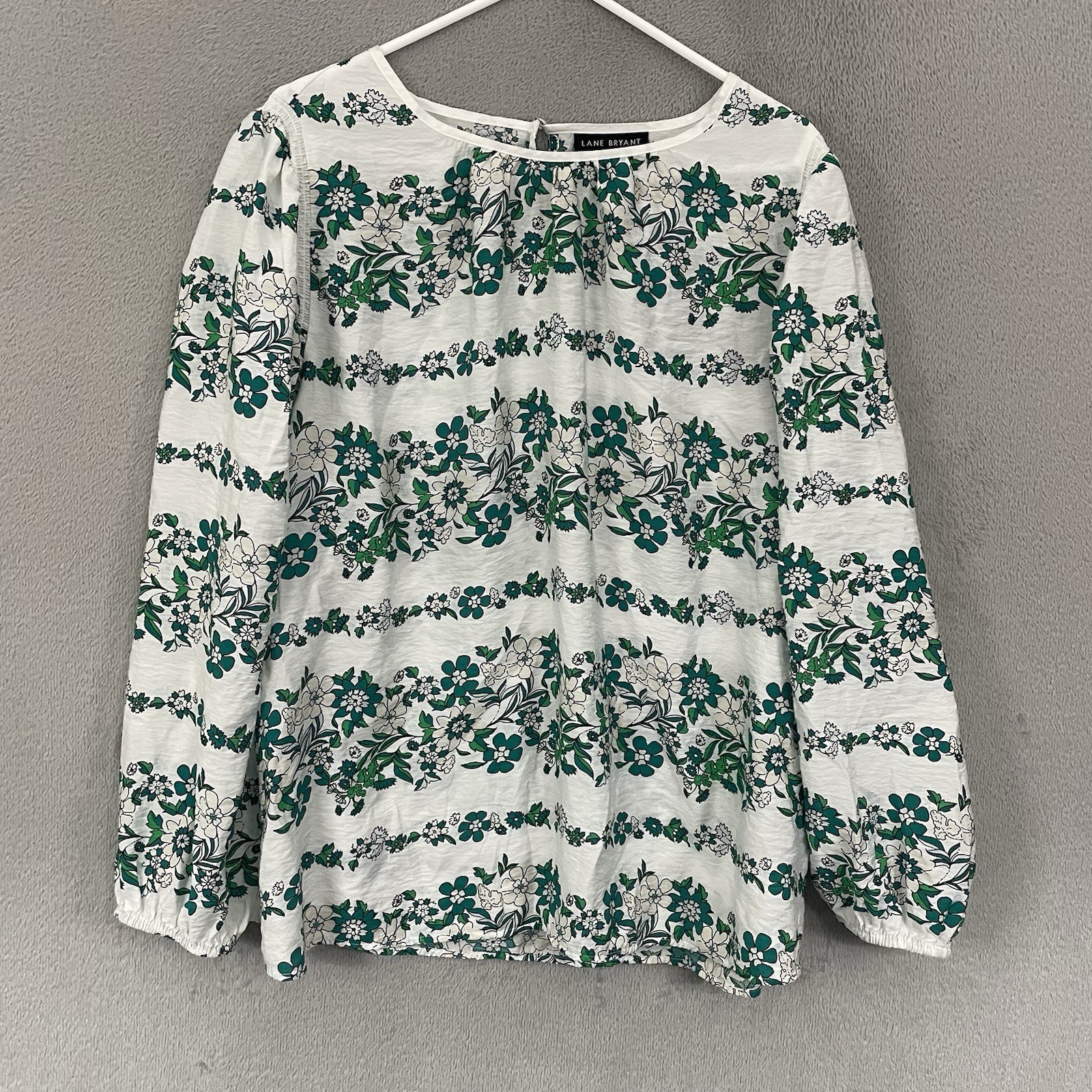 Lane Bryant Top Women Size 22 White Green Floral Long Sleeve Crew Neck Lane Bryant Top Women Size 22 White Green Floral Long Sleeve Crew Neck