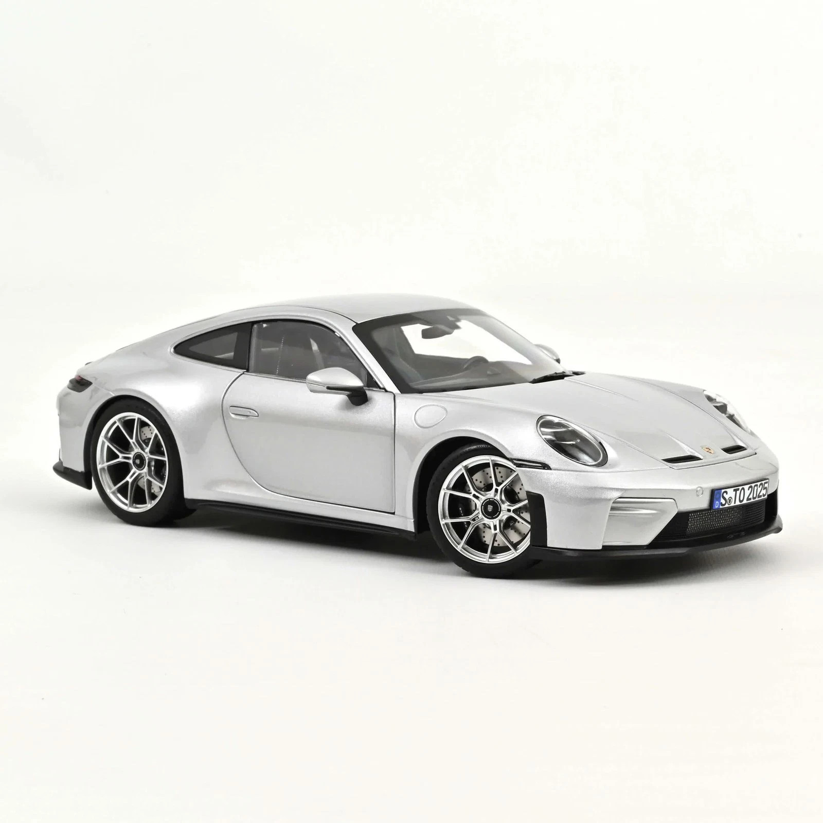 Norev PORSCHE 911 GT3 Touring Pack 2025 1:18 SLIVER 187002 NEW OPENING