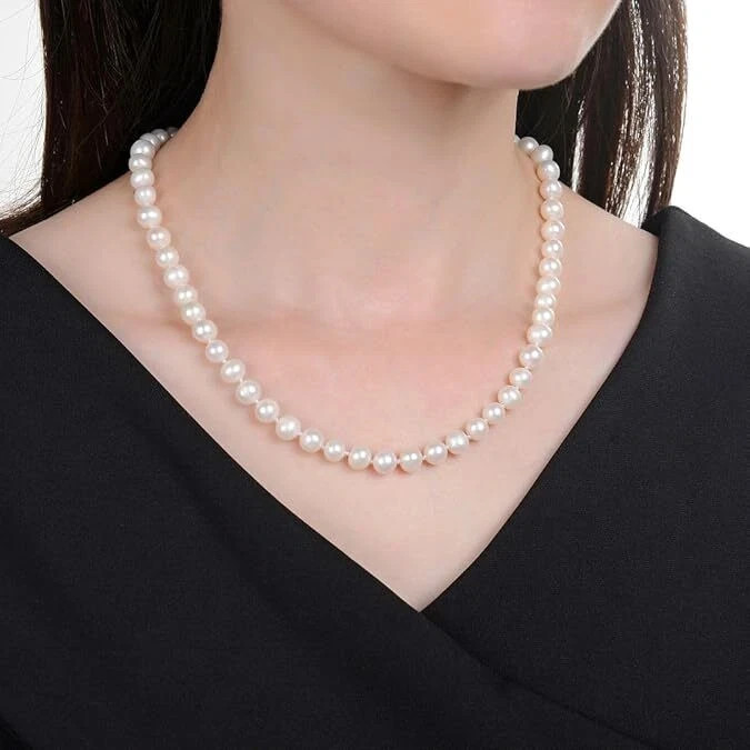 Natural White 8mm Freshwater Pearl Necklace 17\'\' Gold Clasp