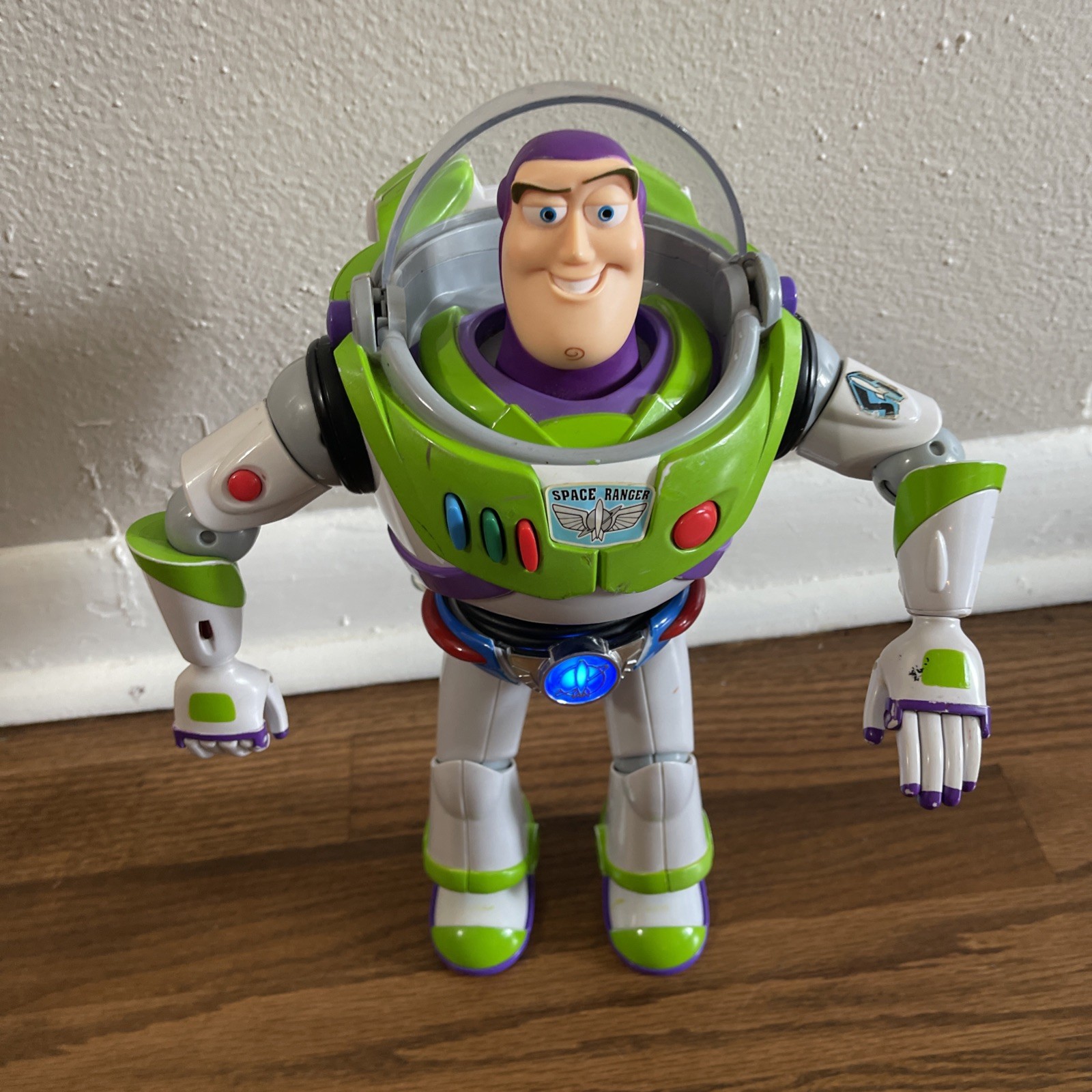 2010 Thinkway Toy Story Signature Collection Utility Belt Buzz Lightyear READ 2010 Thinkway Toy Story Signature Collection Utility Belt Buzz Lightyear READ