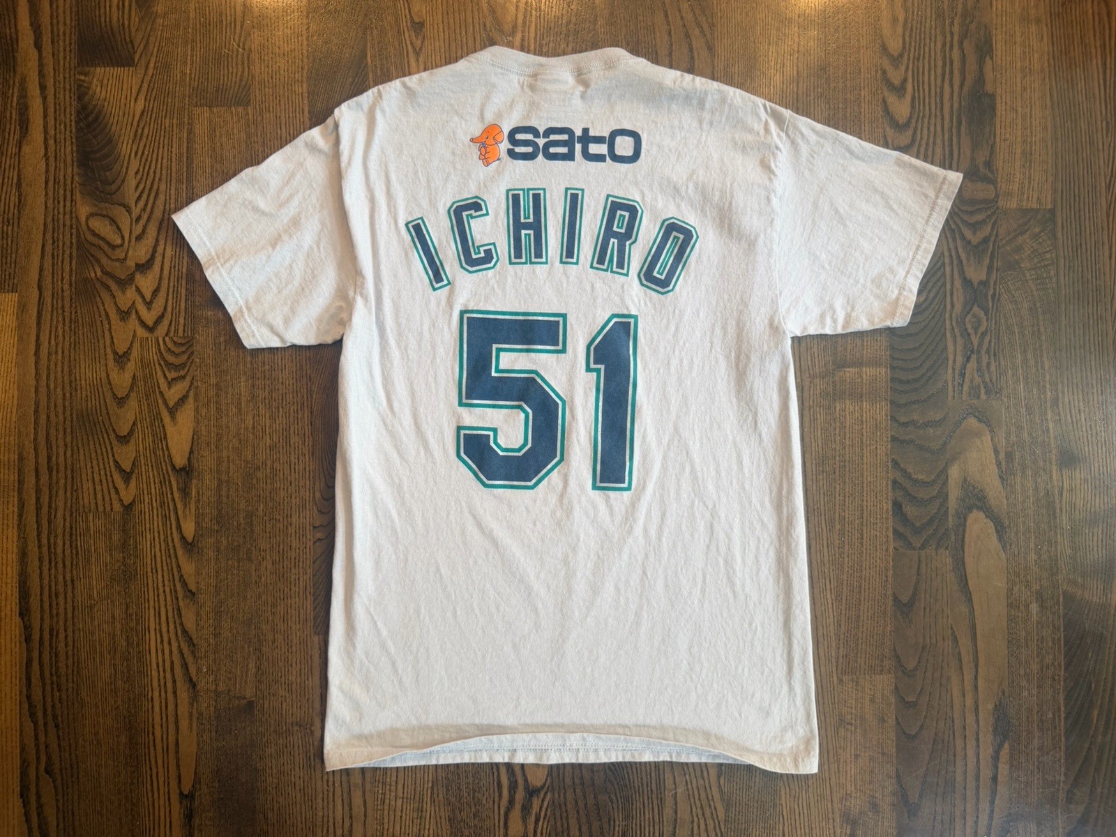 Vintage Fruit Of Loom Sato ICHIRO SUZUKI #51 Seattle Mariner’s T-Shirt Medium Vintage Fruit Of Loom Sato ICHIRO SUZUKI #51 Seattle Mariner’s T-Shirt Medium