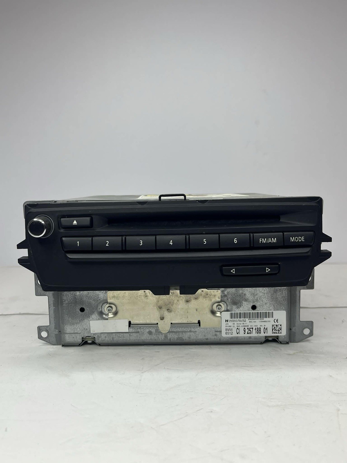 10-13 BMW 328i 335i E90 E91 E92 E93 CIC Navigation Radio CD OEM 65129257188