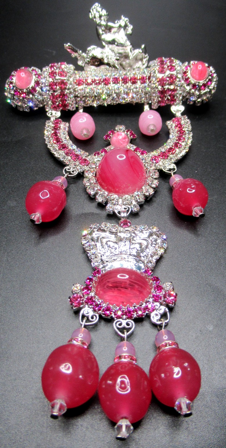 MOANS COUTURE Huge 7 3/4\