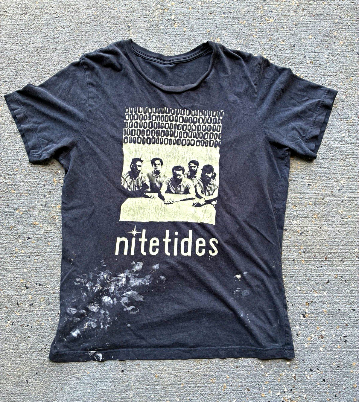 Vintage Nite Tides Mens Black Graphic Print tee Size M Regular Fit
