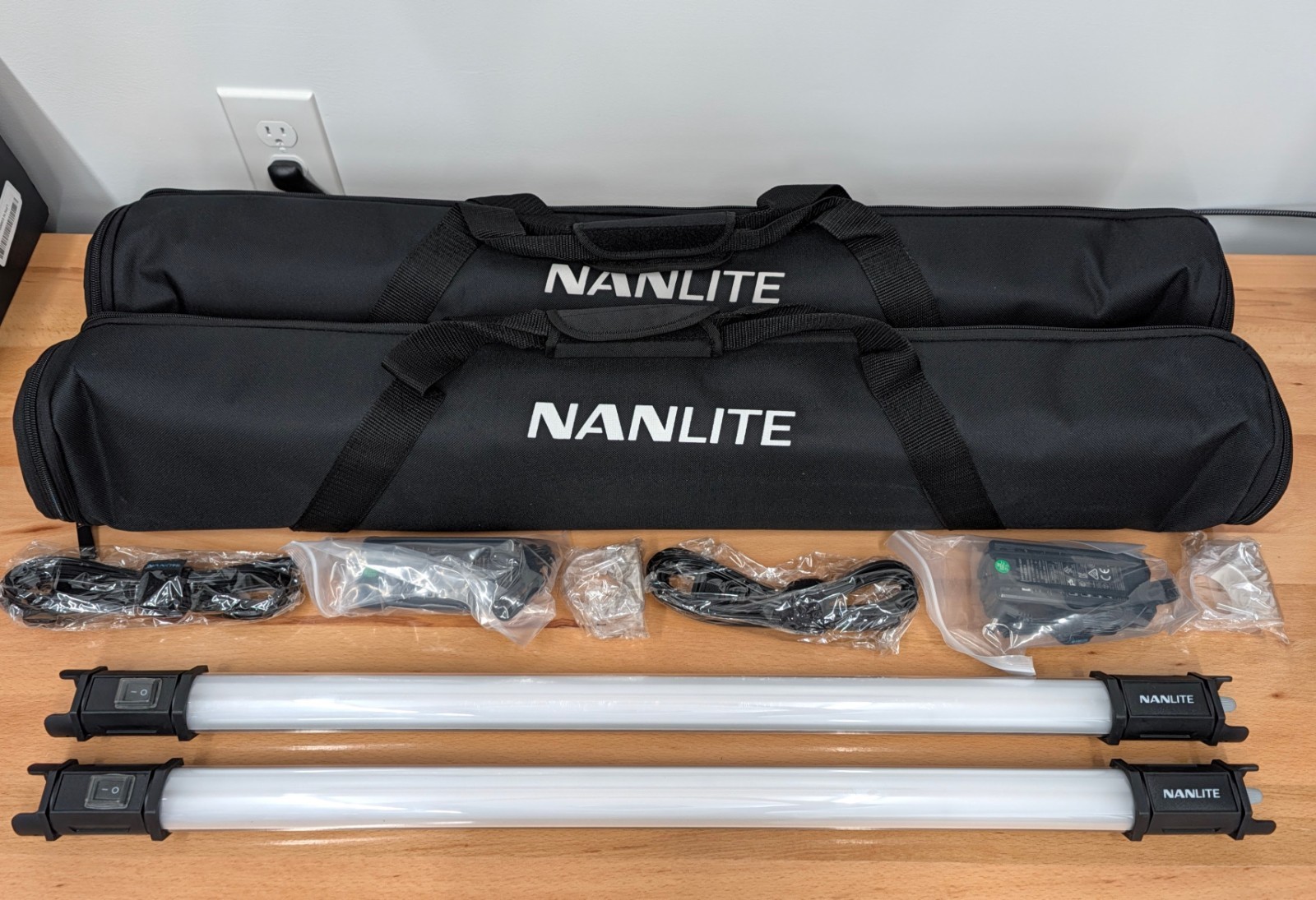 Nanlite Pavotube 15c (2-Pack) (Original) RGBWW LED Light Tube *OPEN BOX* Nanlite Pavotube 15c (2-Pack) (Original) RGBWW LED Light Tube *OPEN BOX*