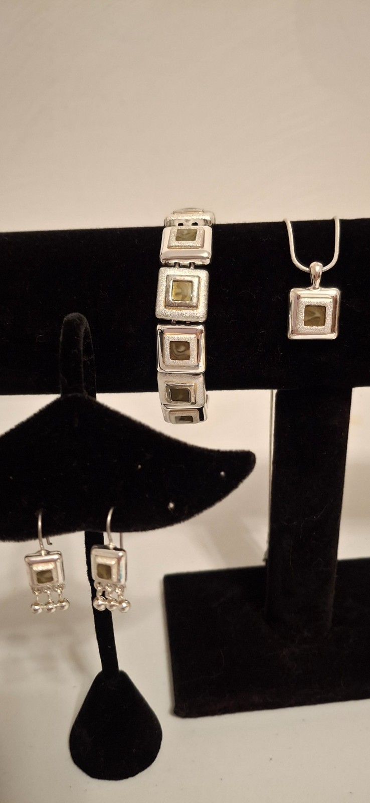 Vintage Napier Necklace, Bracelet, Earring set Vintage Napier Necklace, Bracelet, Earring set