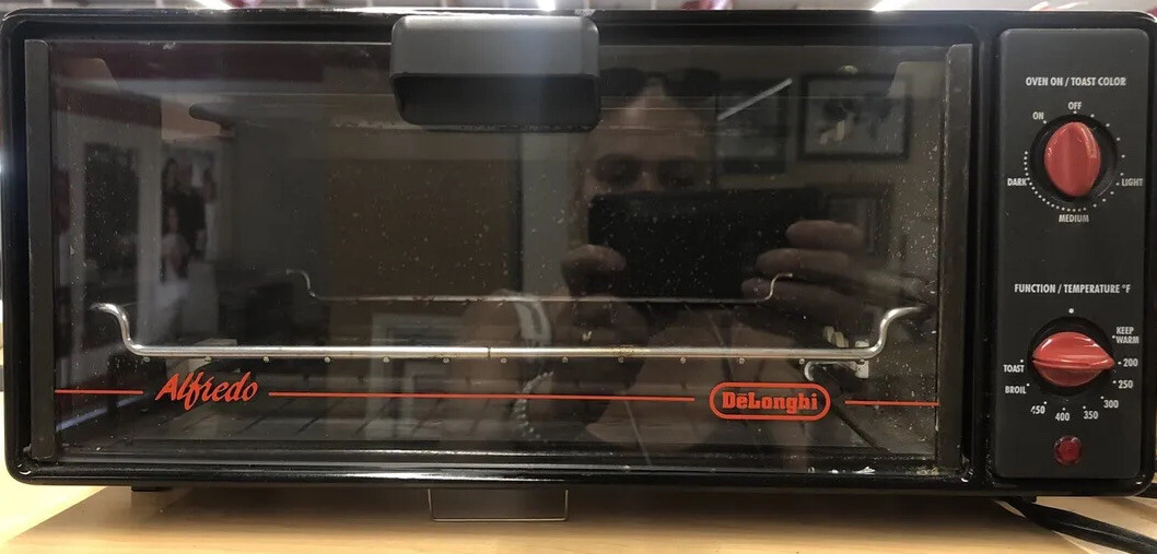 DeLonghi Toaster Oven Broiler Alfredo White Type XU 11 ex-L made in Italy