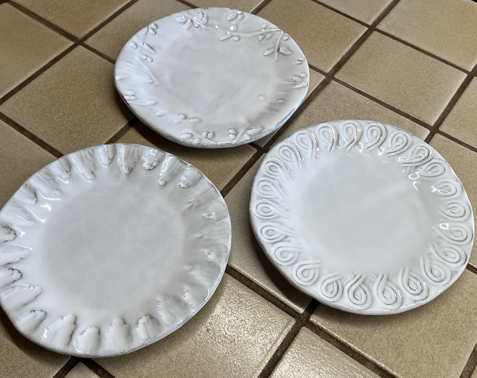 VIETRI INCANTO ASSORTED 3 PIECE 6.5\