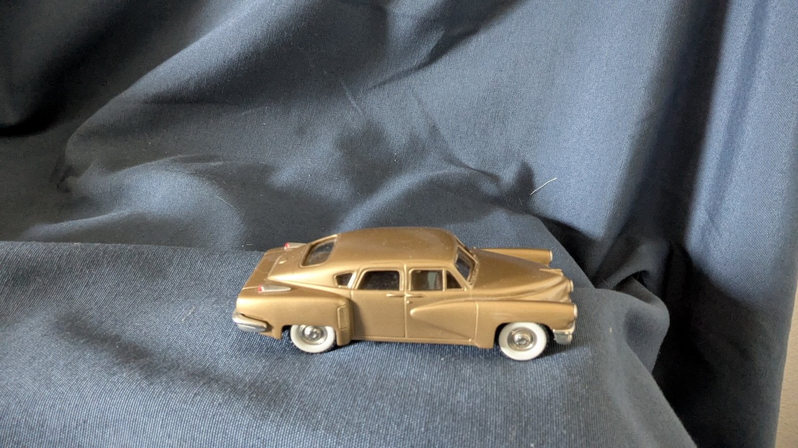 Vintage Brooklin Models BRK2A 1948 Tucker Torpedo Gold 1:43 Scale Model Vintage Brooklin Models BRK2A 1948 Tucker Torpedo Gold 1:43 Scale Model