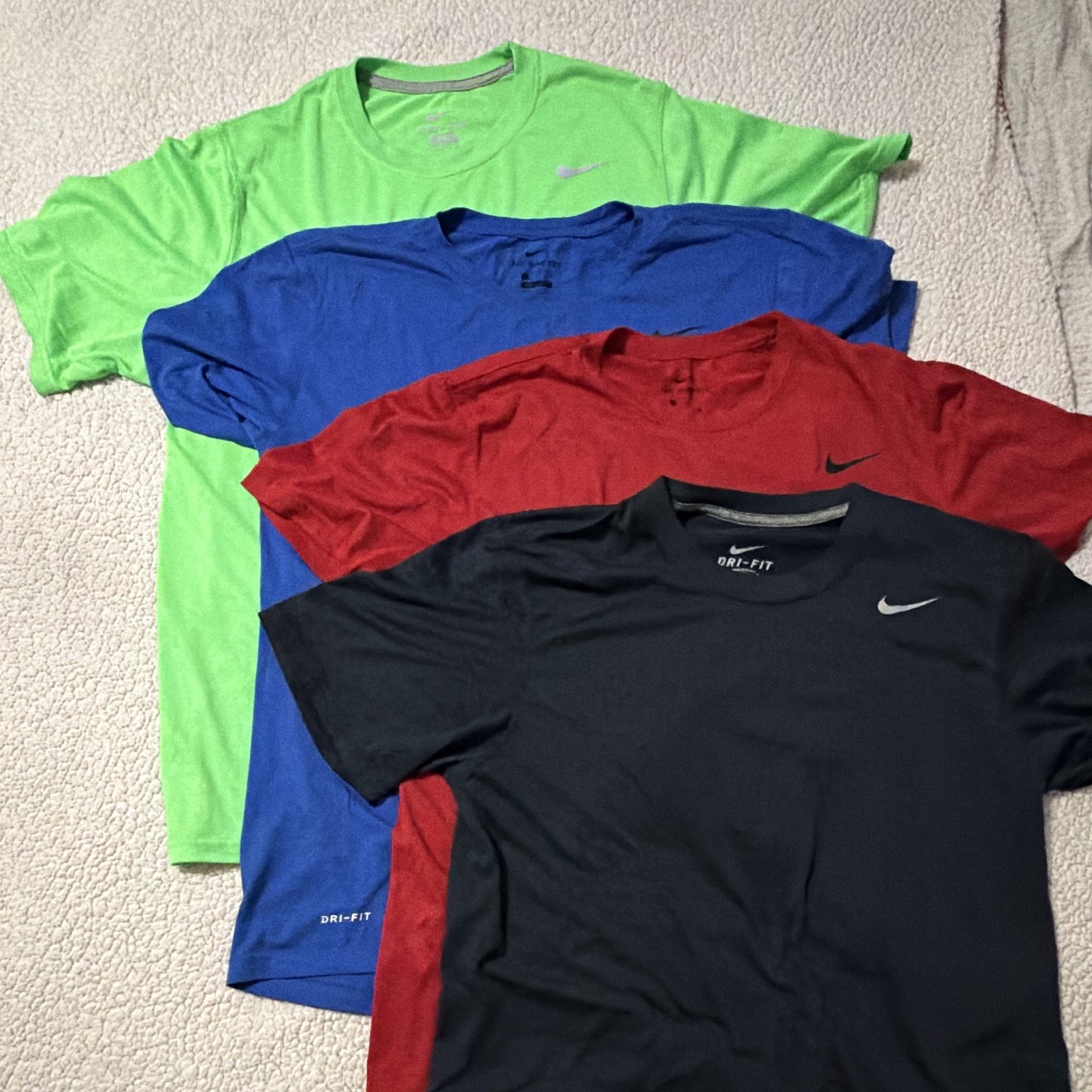 Nike Dri-FIT Men’s S Crew Neck T-Shirts Moisture Wicking Lightweight Poly