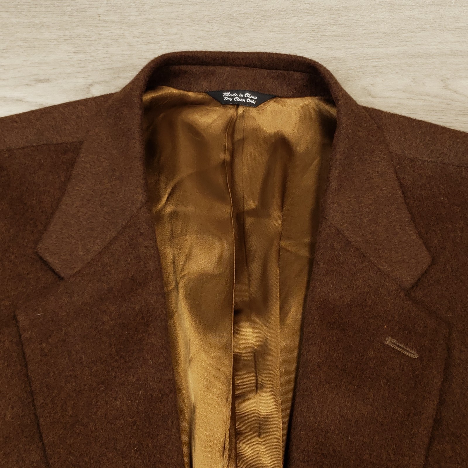 Bill Blass Camel Hair Sport Coat Men 46R (fits 46S) Brown Two Button Single Vent