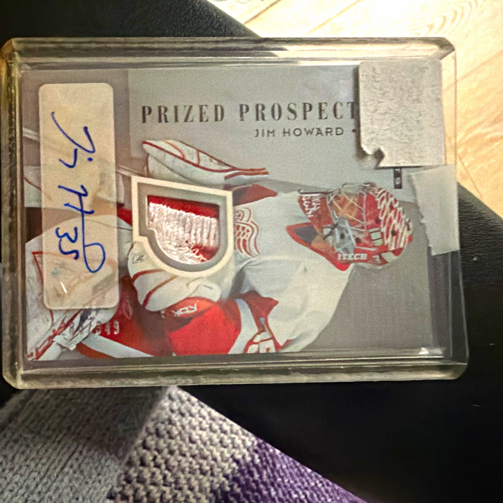 2005-06 Fleer Hot Prospects Jimmy Howard Prized Prospects Patch Auto #235
