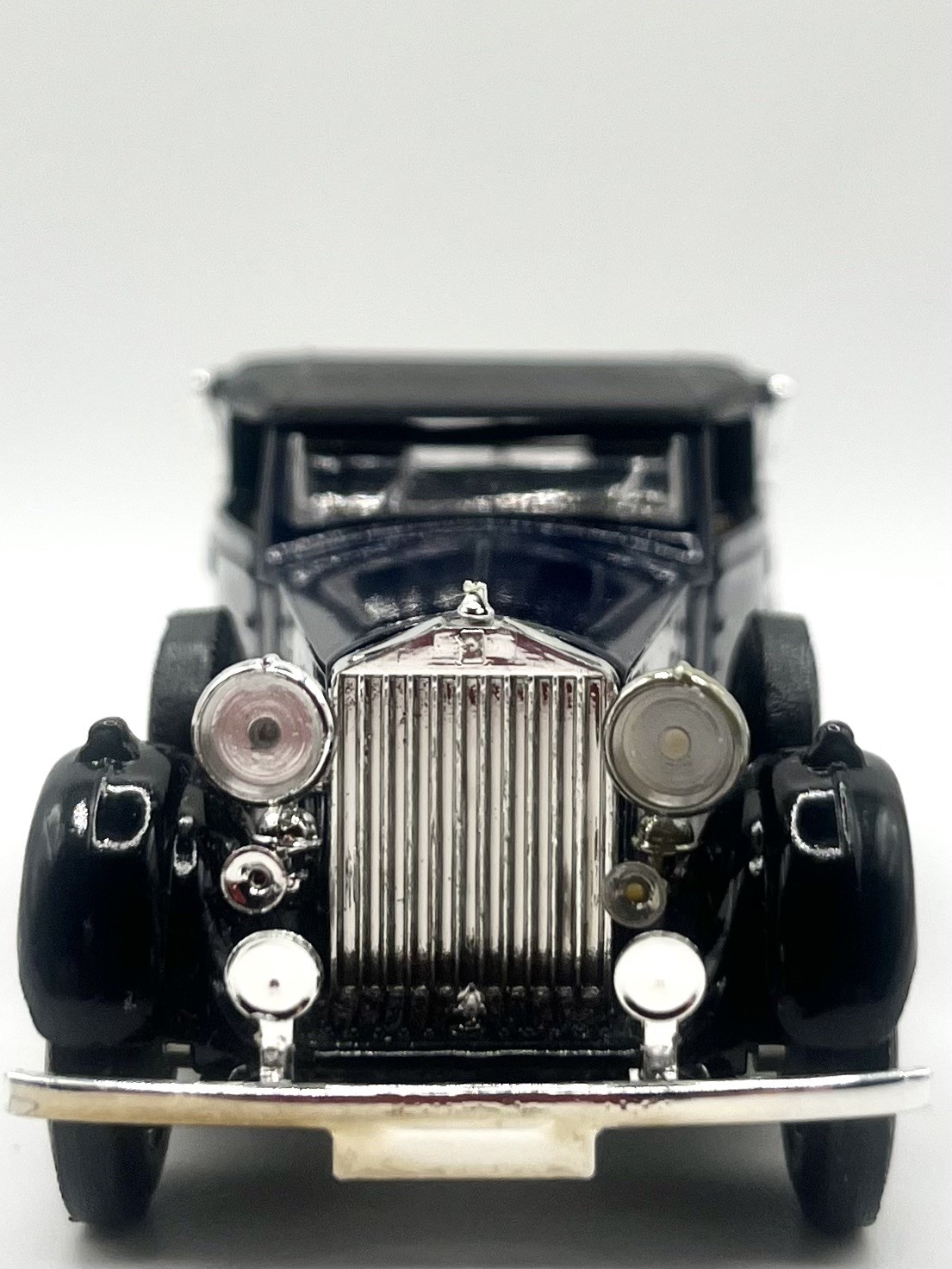 Vintage Solido 1939 Age D or Rolls Royce Phantom 111 Dark Blue Diecast Metal