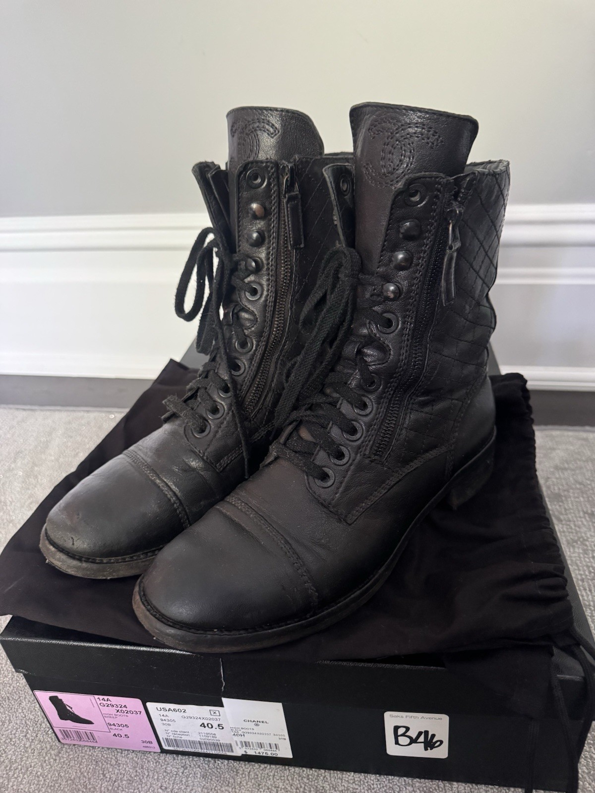 Vtg Chanel Black Quilted Leather CC Logo Combat Boots 40.5 Box Vtg Chanel Black Quilted Leather CC Logo Combat Boots 40.5 Box