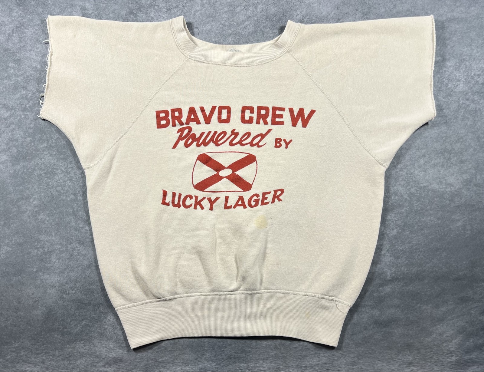 Vintage 60s Mayo Spruce BRAVO CREW Lucky Lager Men\'s Cream Sweatshirt Size L Vintage 60s Mayo Spruce BRAVO CREW Lucky Lager Men\'s Cream Sweatshirt Size L