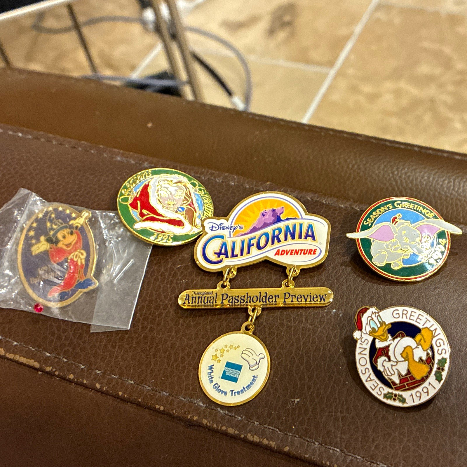 Vintage Disney Pin Lot of 5 California Adventure Preview Donald Dumbo United Way