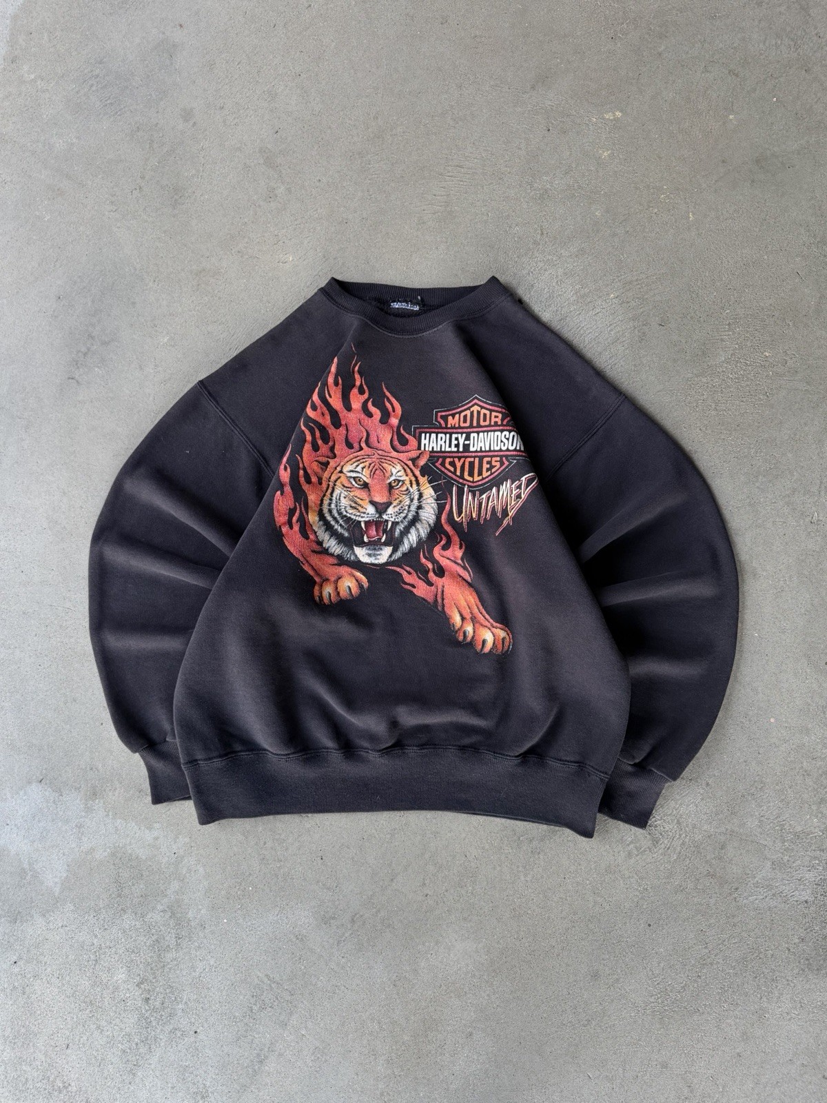 Vintage Harley Davidson Untamed Tiger Flame Sweatshirt Size Large Rare USA Made Vintage Harley Davidson Untamed Tiger Flame Sweatshirt Size Large Rare USA Made