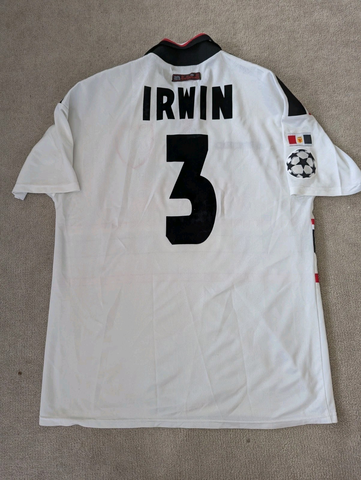 Vintage Manchester United 1999 Away shirt IRWIN 3 Treble 99 Dennis Irwin