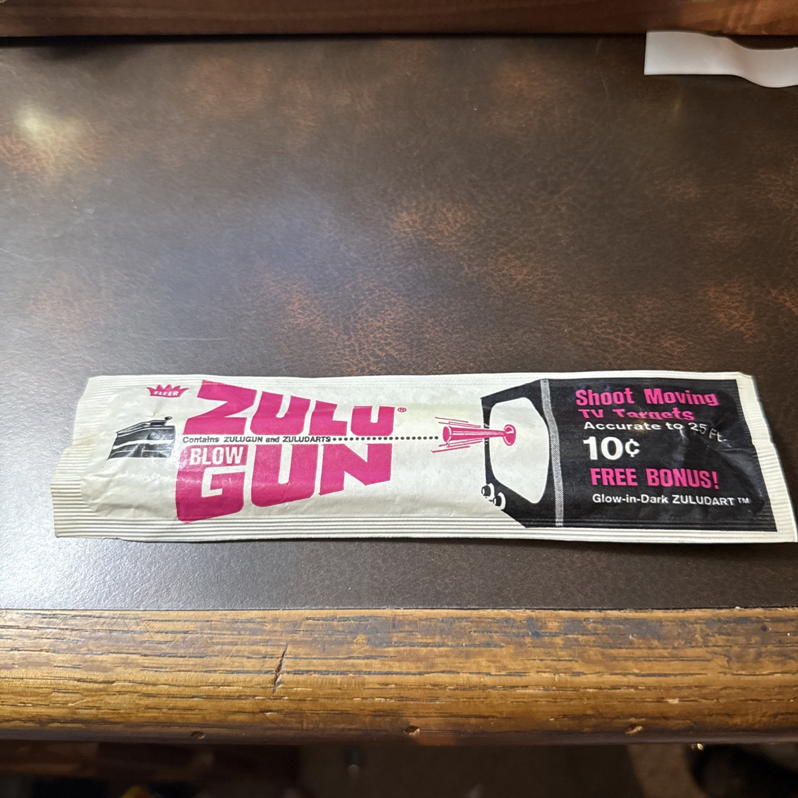Vintage 1960s ZULU BLOW GUN Toy by Fleer sealed 10c choke glow in dark